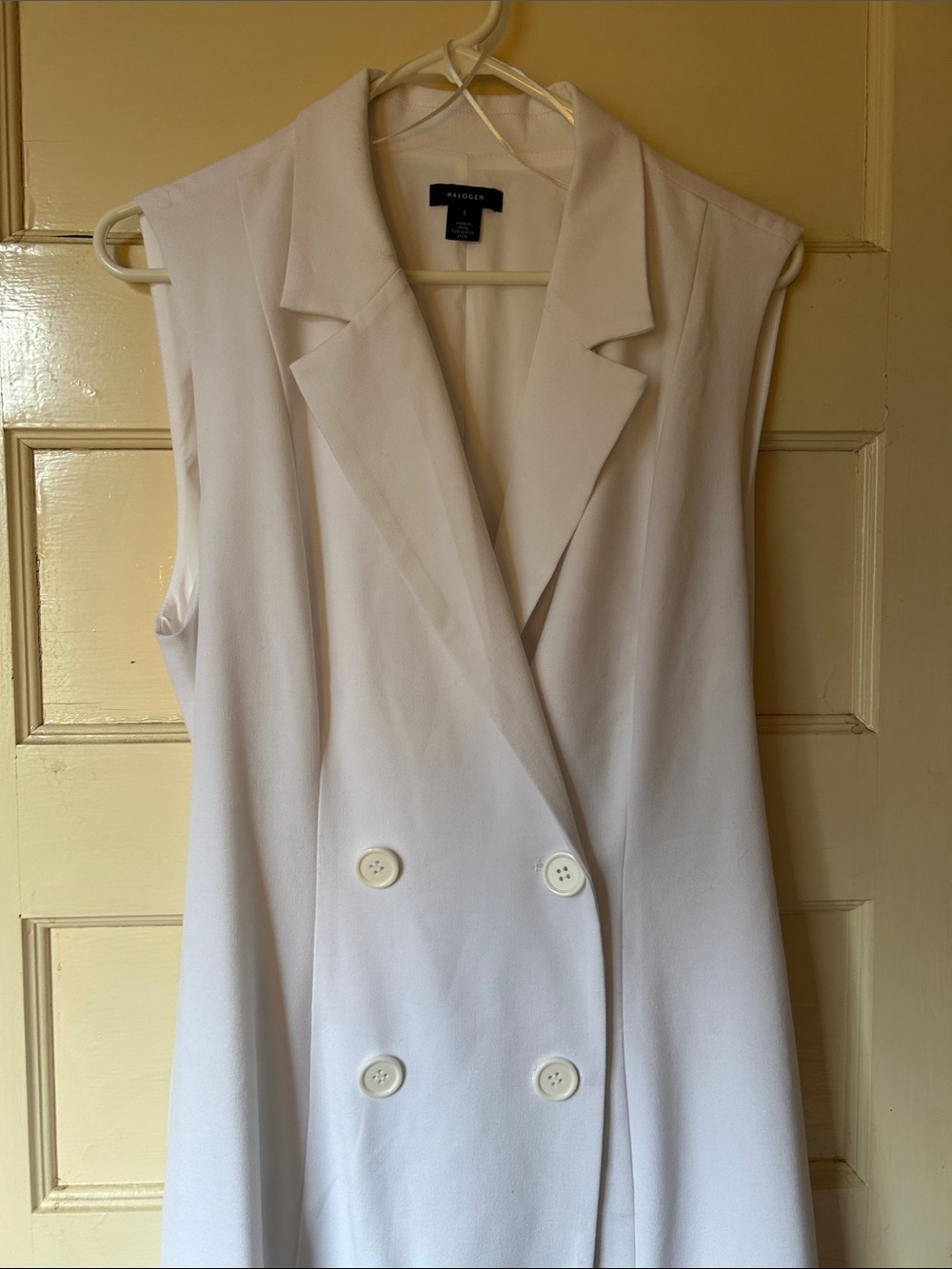 Halogen White Sleeveless Double-Breasted Romper Jumpsuit
